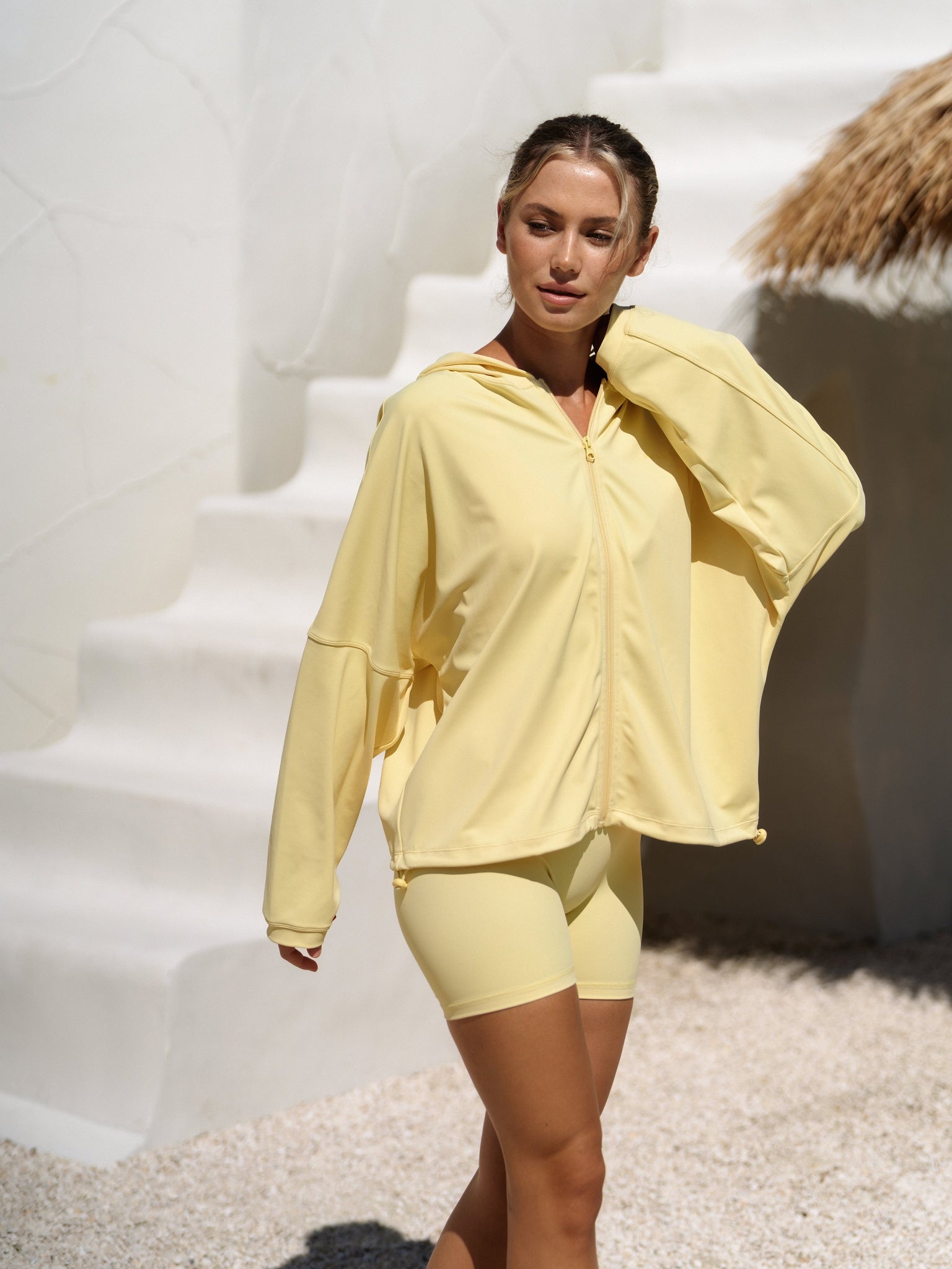 Butter Yellow - AKI07737