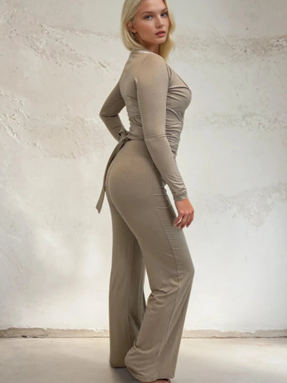Balion Serene Flow Pants Sand — lifestyle